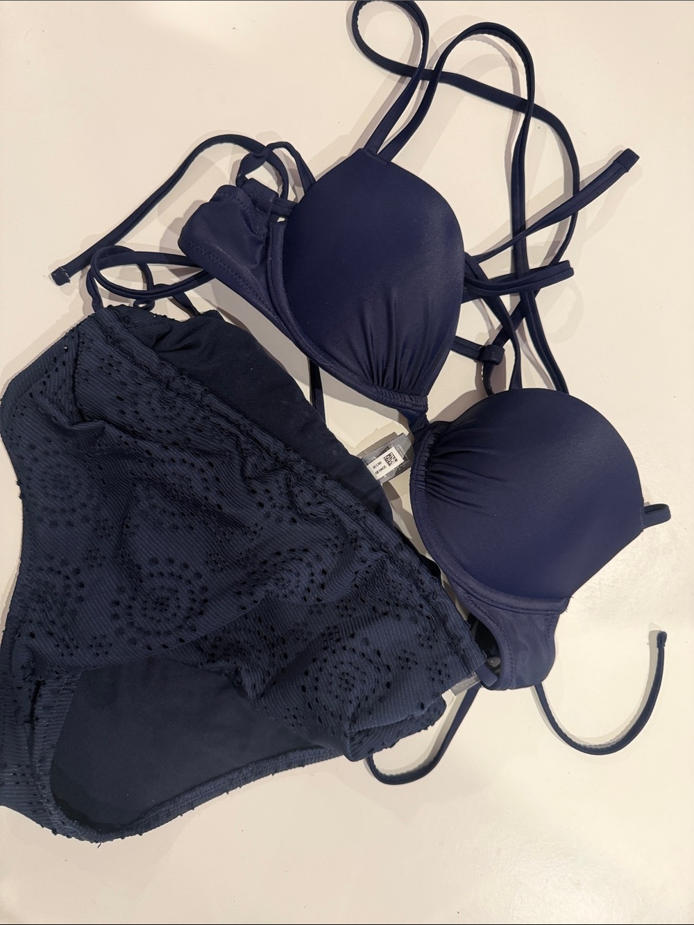 *Like New* Women’s Aerie Navy Blue Strappy Bikini Set - 32b, Small Bottoms